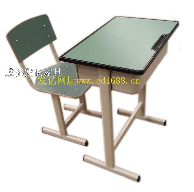 学校学生课桌椅